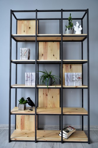 SKANDI metalowy regał na książki w lekko skandynawskim stylu