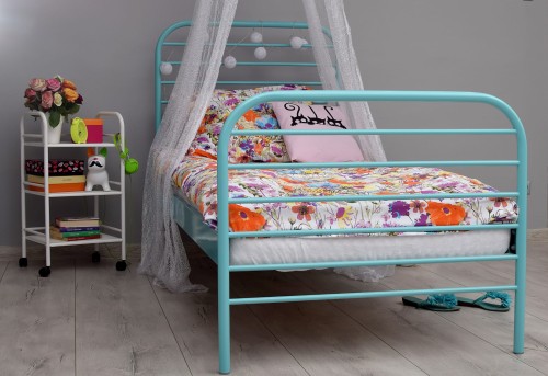 Łóżko metalowe SINGIELKA w kolorze turkusowym