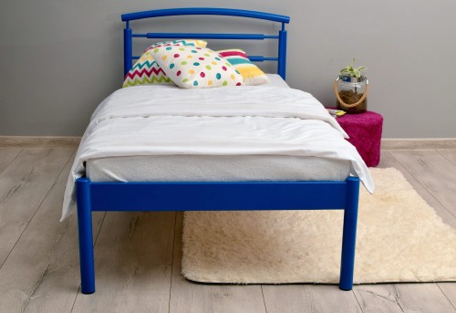 Łóżko metalowe ALIO w kolorze niebieskim