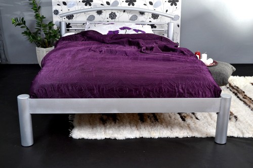 Masywne łóżko metalowe ŁUNA