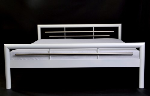 Podwójne łóżko metalowe MAXIMUS w kolorze białym