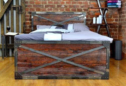 INDUSTRIAL łóżko metalowe z postarzanym drewnem